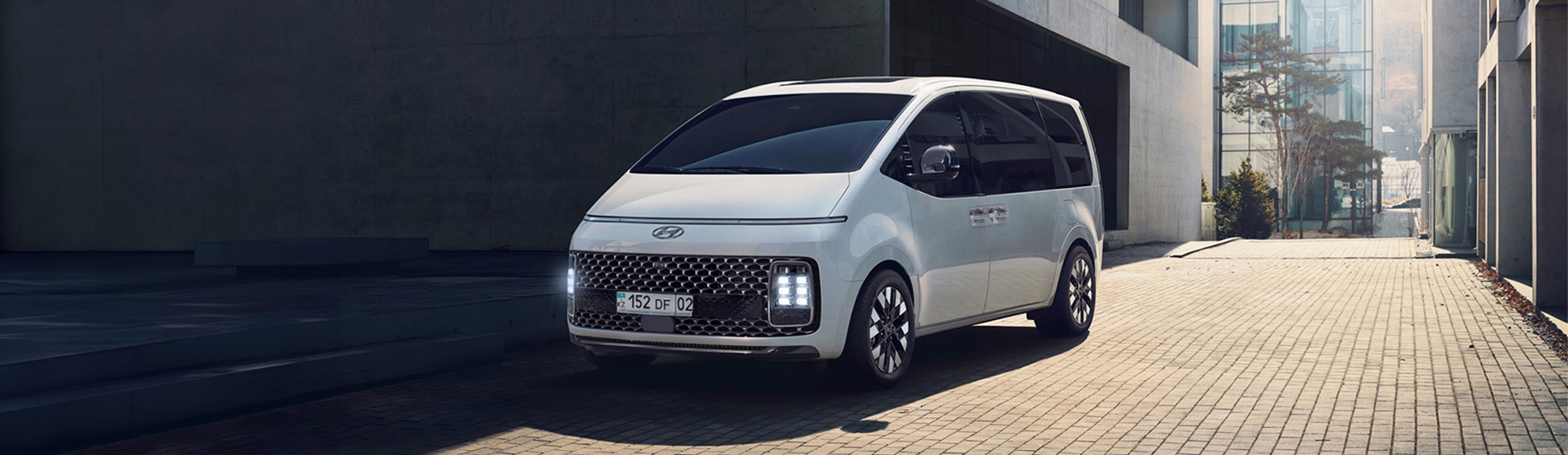 Қостанайдағы уәкілетті дилерден жаңа Hyundai Staria 2022-2023 сатып алыңыз