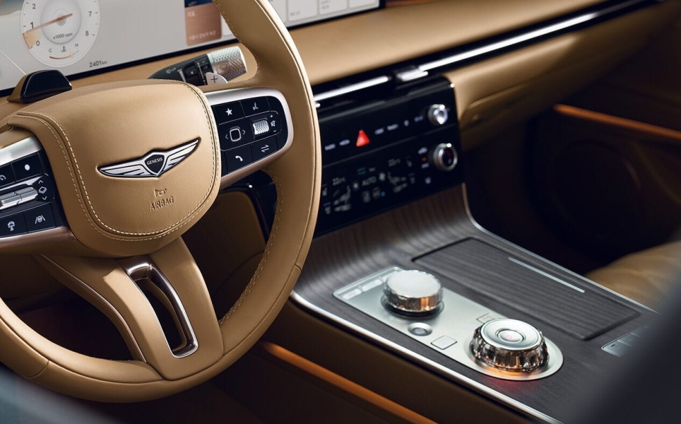 8-ступенчатая автоматическая коробка передач и ПОДРУЛЕВЫЕ ЛЕПЕСТКИ